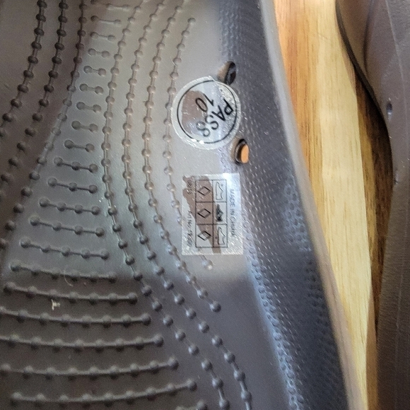 Crocs Brown Ballet Flats with Patent toe cap Size 9 - Picture 10 of 15